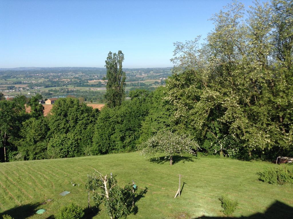 La Parenthese Bed & Breakfast Saint-Genix-sur-Guiers Exterior photo
