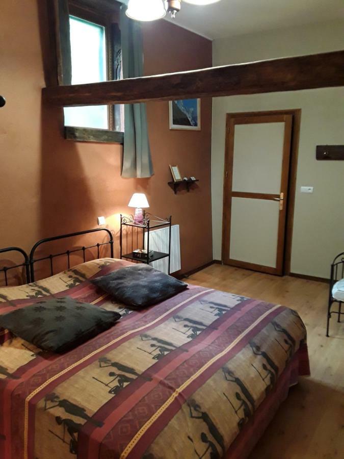 La Parenthese Bed & Breakfast Saint-Genix-sur-Guiers Exterior photo