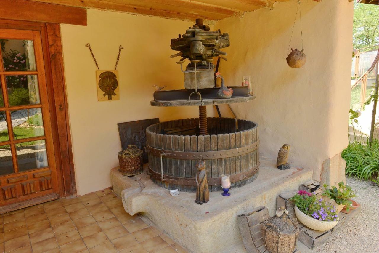 La Parenthese Bed & Breakfast Saint-Genix-sur-Guiers Exterior photo